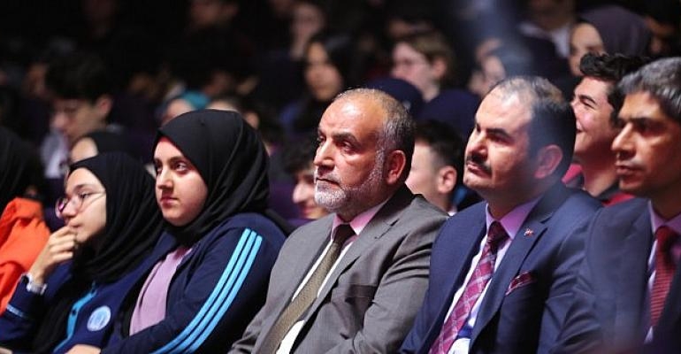 Üstat Necip Fazıl Şiirlerle Anıldı