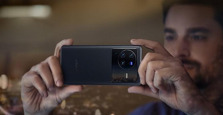 VİVO Amiral Gemisi X80 İle Mobil Fotoğrafçılığın Geleceğine İmza Atıyor