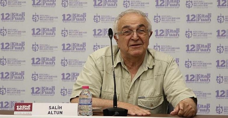 Yazar Altun Çocuğa ders çalış deyip kendimiz dizi izliyorsak olmaz