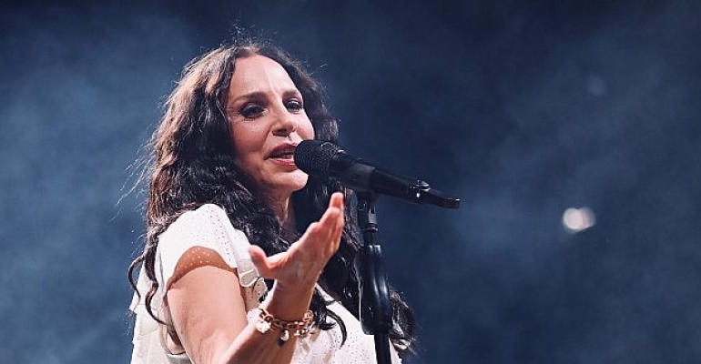 19 bin kişi ile muhteşem konser