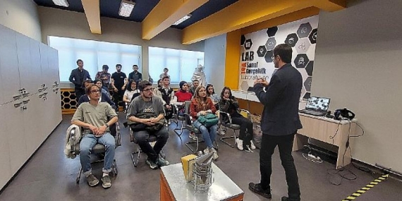 275 öğrenci sanal gerçeklik ile arıcılık öğrendi
