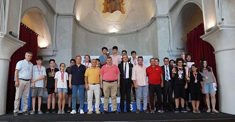 8. Çeşme Uluslararası Açık Satranç Turnuvası sona erdi