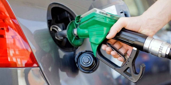 Motorine Bu Gece ‘Sağlam’ Bir İndirim Geldi: Litre Fiyatı 27 Liralara Kadar İnecek!