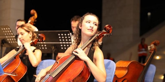Amfi Tiyatro’nun İlk Konserinde Didimliler Unutulmaz Anlar Yaşadı