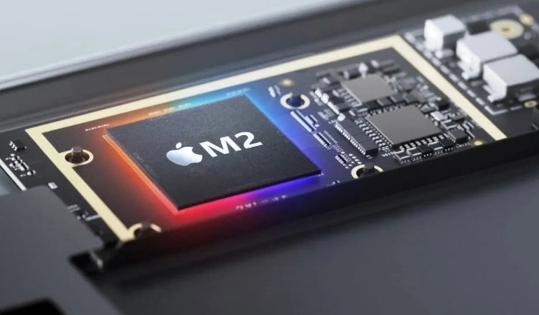 Apple’ın yeni gözdesi tanıtıldı: M2 işlemci özellikleri