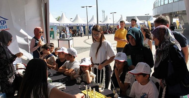 Bağcılarlı çocuklar 9. Konya Bilim Festivali’nde