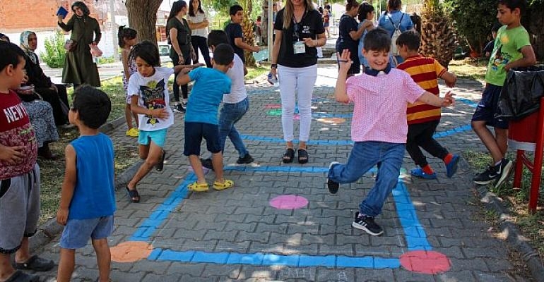 Cumhuriyet Mahallesi’nde yaşam sokağa taştı
