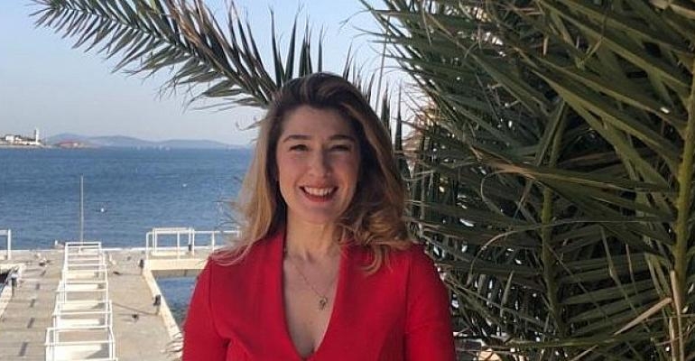 Dilek Uzunoğlu Örs’ün 3. kişisel sergisi ‘Ne Hyatt Ama! : Ateş ve Su ’ Grand Hyatt İstanbul’da sanatseverler ile buluşuyor!