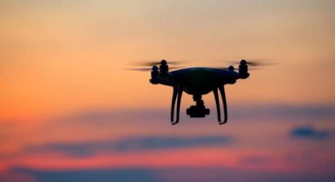 Amazon, drone ile kargo teslimatına başlıyor