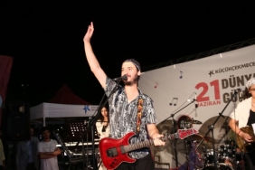 dunya-muzik-gununde-kucukcekmecede-muzik-hic-susmadi.jpg