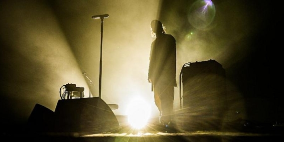 Electronica ve trip hop’un efsanesi Chet Faker enerji dolu şarkılarıyla Zorlu PSM’de unutulmaz bir gece yaşattı