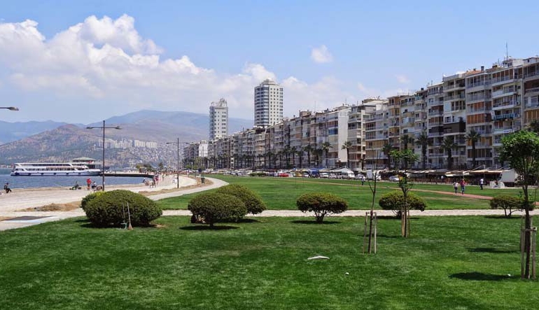 İzmir’de 22,5 Kilometrelik Sahil Boyunca Ücretsiz Wi-Fi Geldi