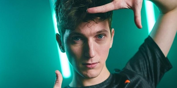 Fnatic 2. Aşama’yı Kayıpsız Geçip Zafere Uluştı