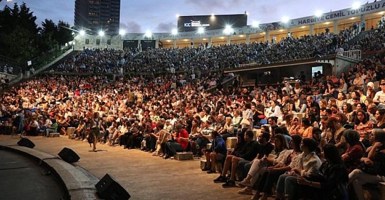 Harbiye Açık Hava’da 12. Gece Coşkusu