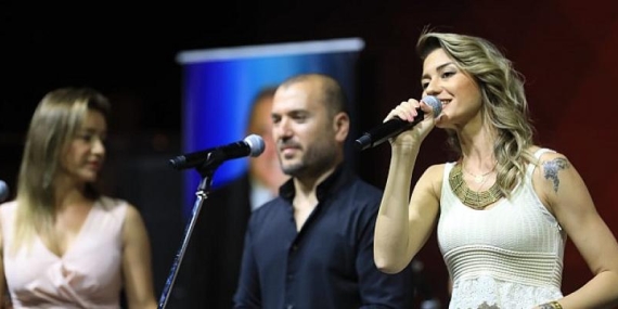 İlçelerde müzik dolu akşamlar başladı