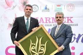 karmekin-en-guzelleri-sergilendi.jpg