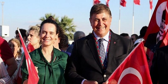 Karşıyaka’da Coşku Dolu 96. Yıl Kutlamaları