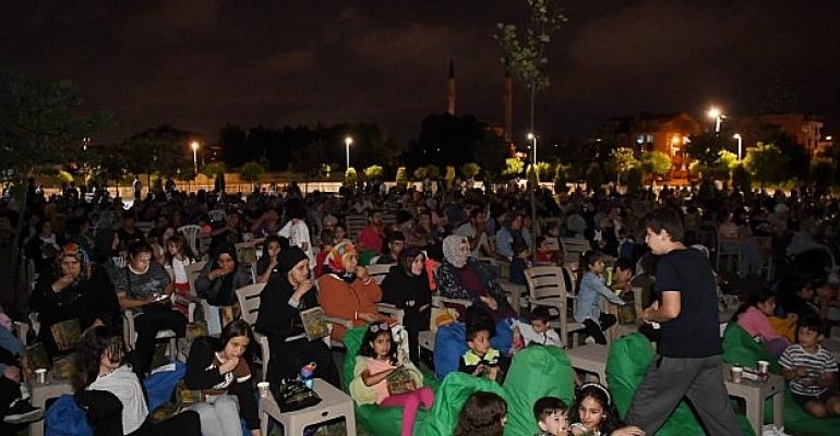 Kartepe’de Yazlık Sinema Sezonu Başladı