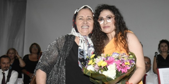 Kemer Belediyesi İkinci Bahar Halk Korosu’ndan Muhteşem Konser
