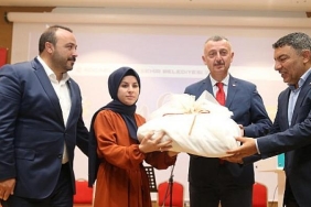 ko-mek-dilovasi-sergisiyle-final-yapti.jpg