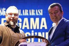 mustafa-cihat-kilic-kendine-has-yorumuyla-bergamayi-mest-etti.jpg