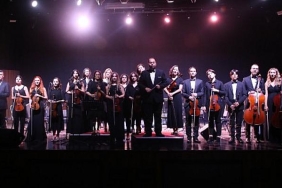 oda-orkestrasi-muhtesem-performansiyla-seyirciyi-kendine-hayran-birakti.jpg