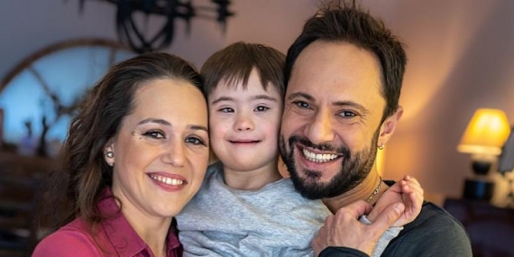Özgün Renkler Daha Renkli Sesler Daha Ahenkli Dünya Çok Daha Güzel Oldu Bir Anda