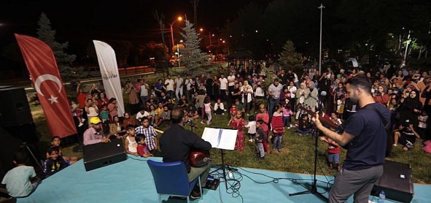 1-van-denizi-yuzme-festivali-basladi.jpg