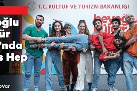 akbank-sanat-dans-atolyesinde-dans-hep-var-performanslari-devam-ediyor.jpg