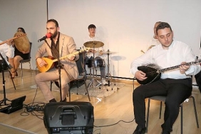 asik-veysel-engelsiz-yasam-merkezinde-renkli-etkinlik.jpg