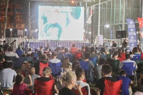 aydin-tekstil-parkta-yazlik-sinema-keyfi.jpg