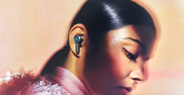 Bang & Olufsen’den her kullanım tipine uygun tek bir kulaklık: Beoplay EX