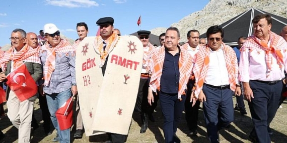 Başkan Böcek Günnercik Yayla Şenliği’ne katıldı