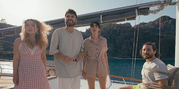 beIN ORIGINALS’ın Merak Uyandıran Dizisi “FANDOM” 2.Sezonu ile Çok Yakında beIN CONNECT’te!