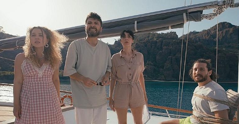 beIN ORIGINALS’ın Merak Uyandıran Dizisi “FANDOM” 2.Sezonu ile Çok Yakında beIN CONNECT’te!