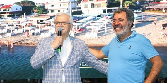 Burhaniye 3. Kitap Fuarı Sanat ve Edebiyatla Devam Ediyor