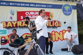 cubuklu-osmaniye-de-3-geleneksel-bayram-coskusu-yasandi.jpg