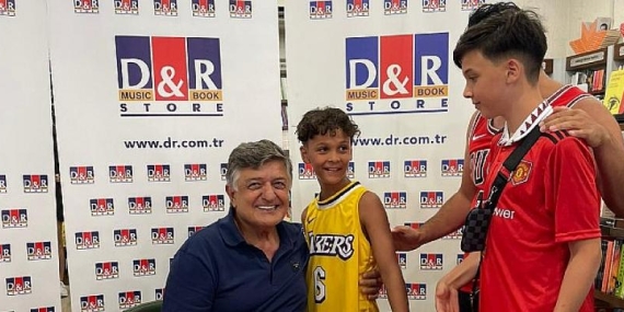 D&R Çeşme Marina’da Yılmaz Vural rüzgarı esti