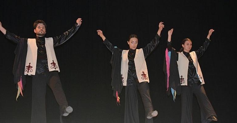 EÜ Devlet Türk Musikisi Konservatuvarından “Etnoçağdaş Dans Gösterisi”