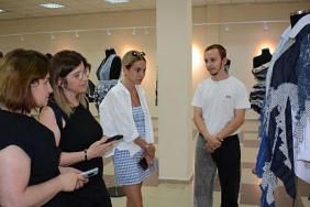 eu-moda-ve-tasarim-yuksekokulundan-denim-draping-ogrenci-calismalari-sergisi.jpg