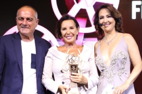 gemlik-film-festivalinde-odul-gecesi.jpg