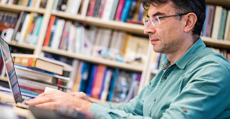 IELTS testine, British Council’ın ücretsiz kaynaklarıyla ev konforunda hazırlanın