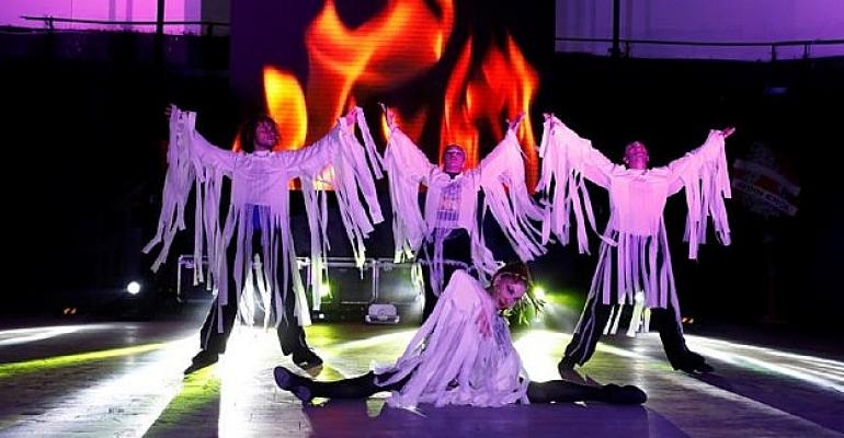 İnegöl Belediyesi Halk Dansları Topluluğundan Muhteşem Gece