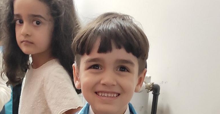 İşitme Kayıplı Kardeşlerden Müzik Ziyafeti
