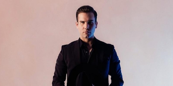 Kaan Ekenler’in yeni teklisi “Caruso”