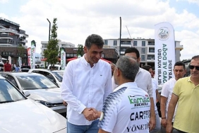 kartepede-auto-show-2022-renkli-gecti.jpg