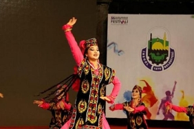 kultur-sanat-festivali-coskusu-tum-hiziyla-suruyor.jpg