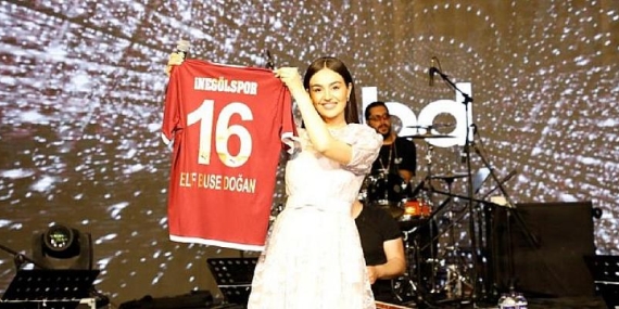 Kültür Sanat Festivalinde Elif Buse Doğan Rüzgarı Esti