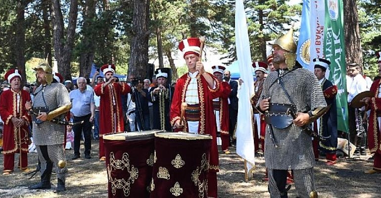 Maviyemiş Festivali Yoğun Katılımla Gerçekleşti