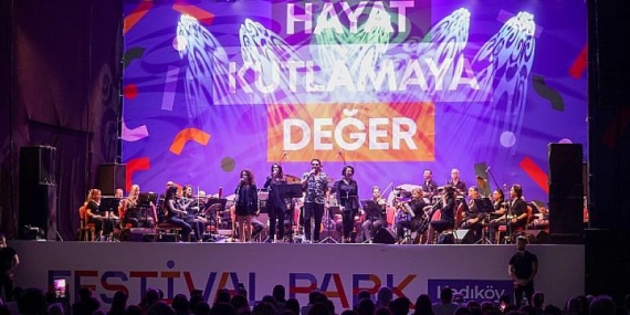 Meydanlar Müzikle Şenleniyor